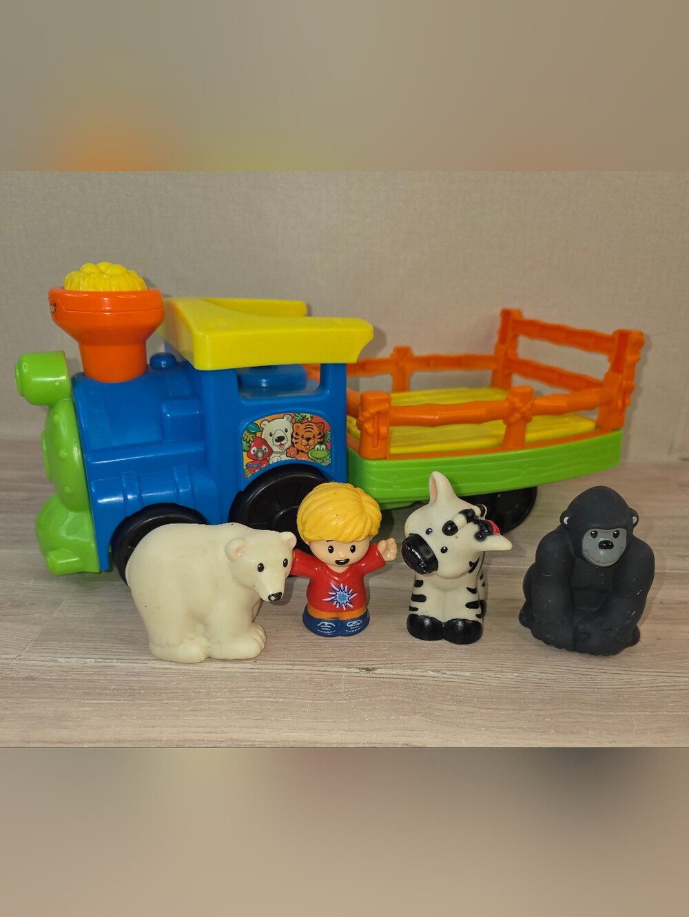 Fisher-Price Little People Jungle Truck And Animals